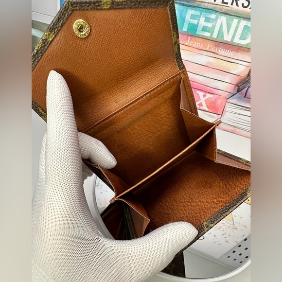 LOUIS VUITTON ELISE WALLET - Picture 4 of 17